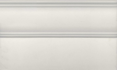 Плинтус Борромео бежевый светлый матовый 25x15x1,5 Плинтус Борромео бежевый светлый матовый 25x15x1,5